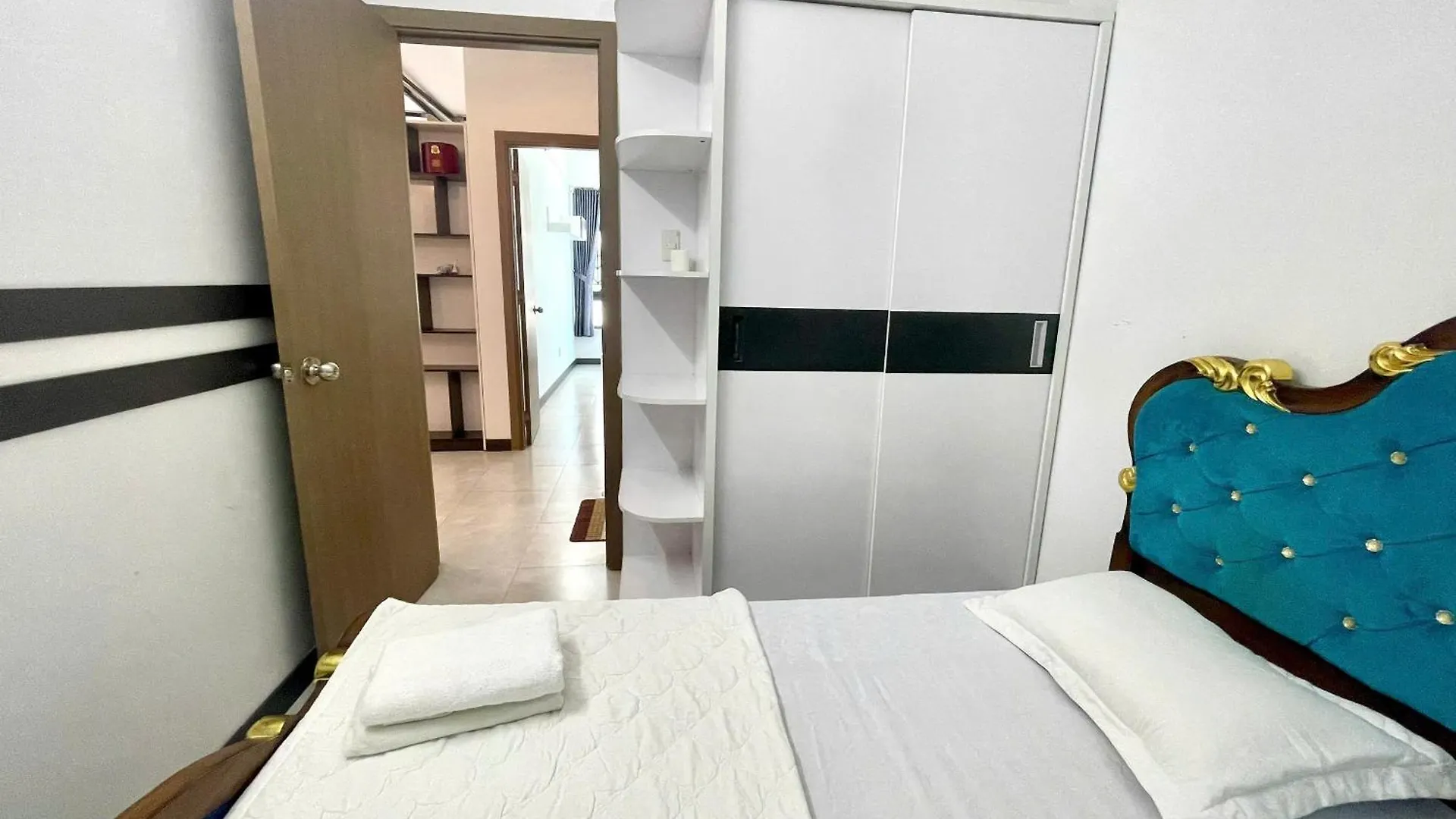 Beachfront Hon Chong Nha Trang Apartment Wietnam