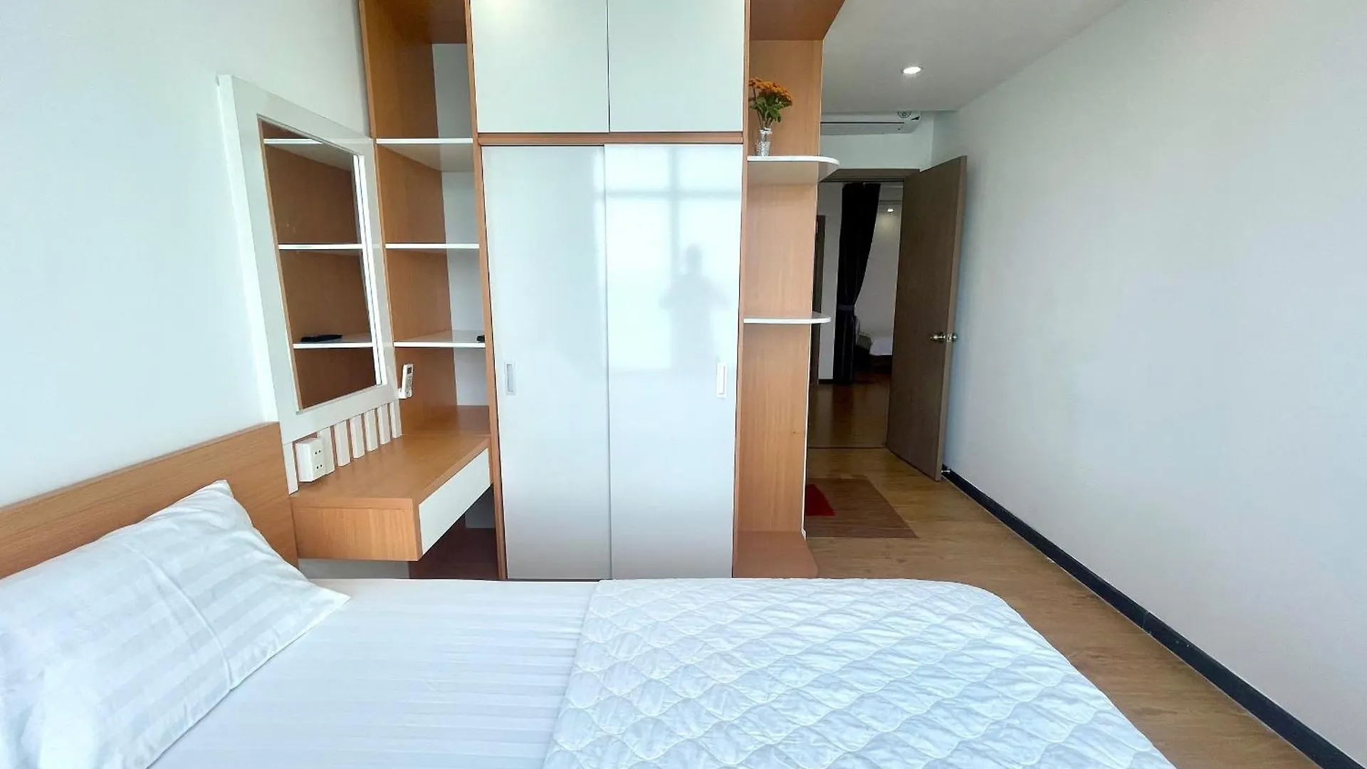 Beachfront Hon Chong Nha Trang Apartment 0*,  Wietnam